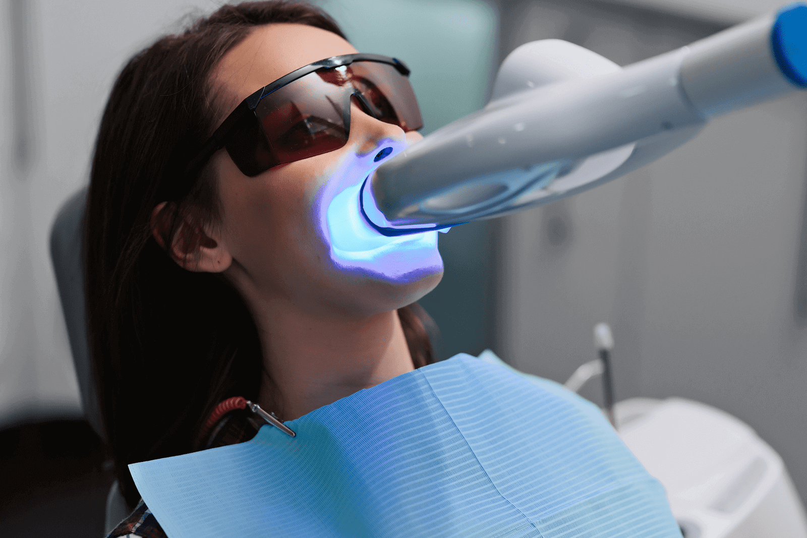 WHAT ARE THE BEST TEETH WHITENING OPTIONS? 1